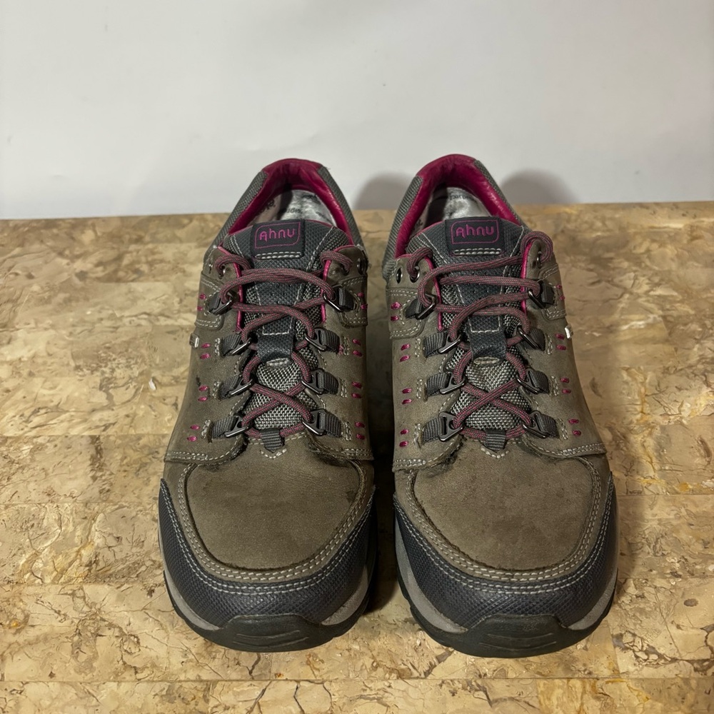 Women's Ahnu Montara II Hiking Shoes Vibram Teva Size 8 - Picture 2 of 12
